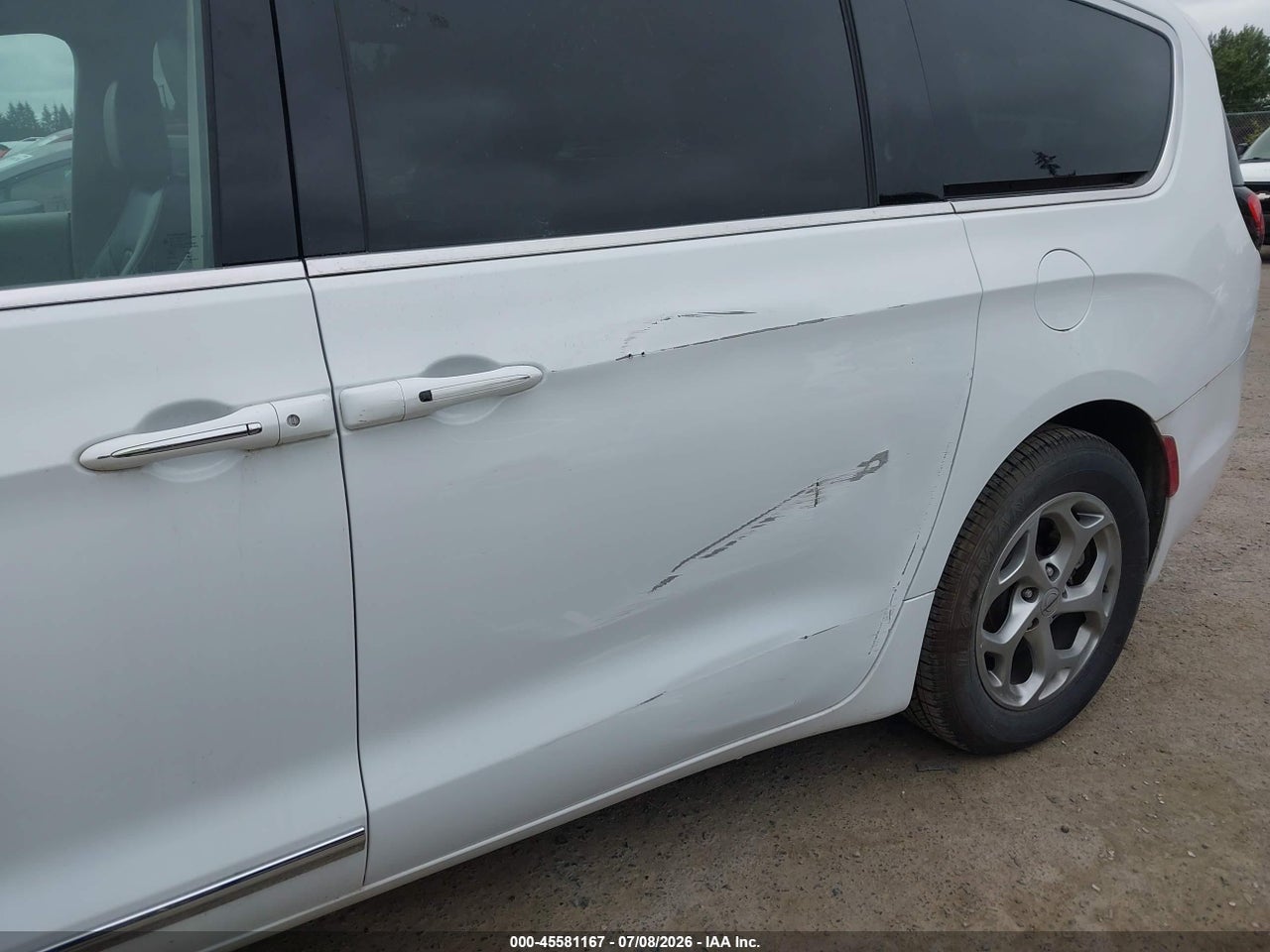2023 CHRYSLER PACIFICA LIMITED thumbnail 7