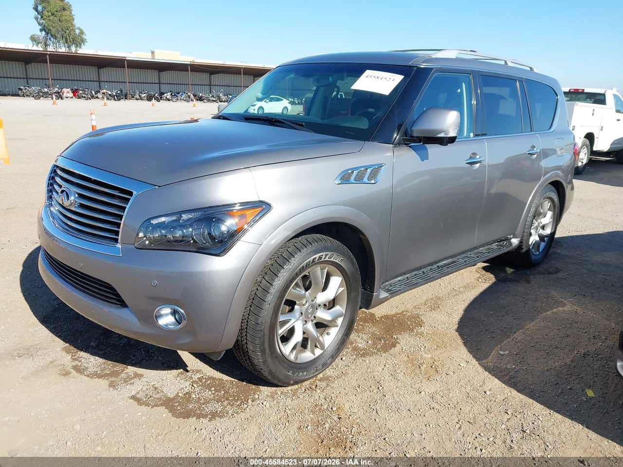 2013 INFINITI QX56   · 2/12