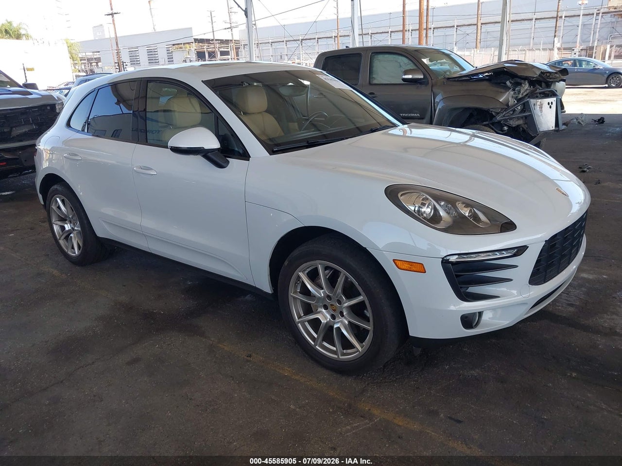 2016 PORSCHE MACAN S thumbnail 2