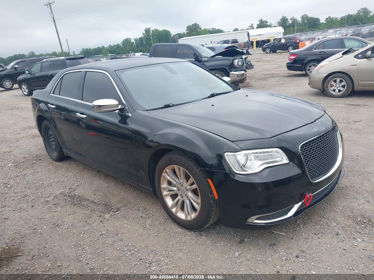 2017 CHRYSLER 300 LIMITED thumbnail 2