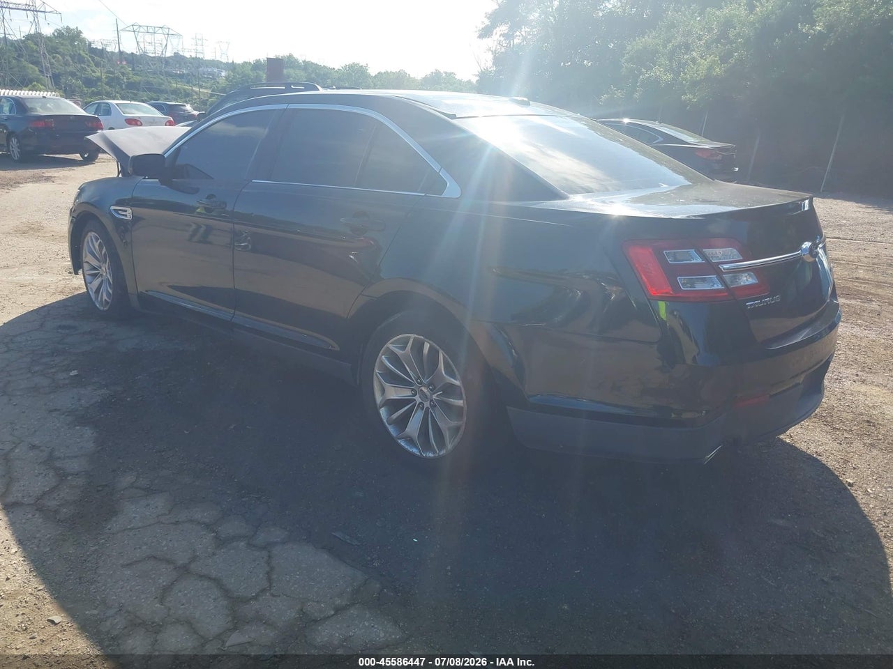 2015 FORD TAURUS LIMITED thumbnail 4