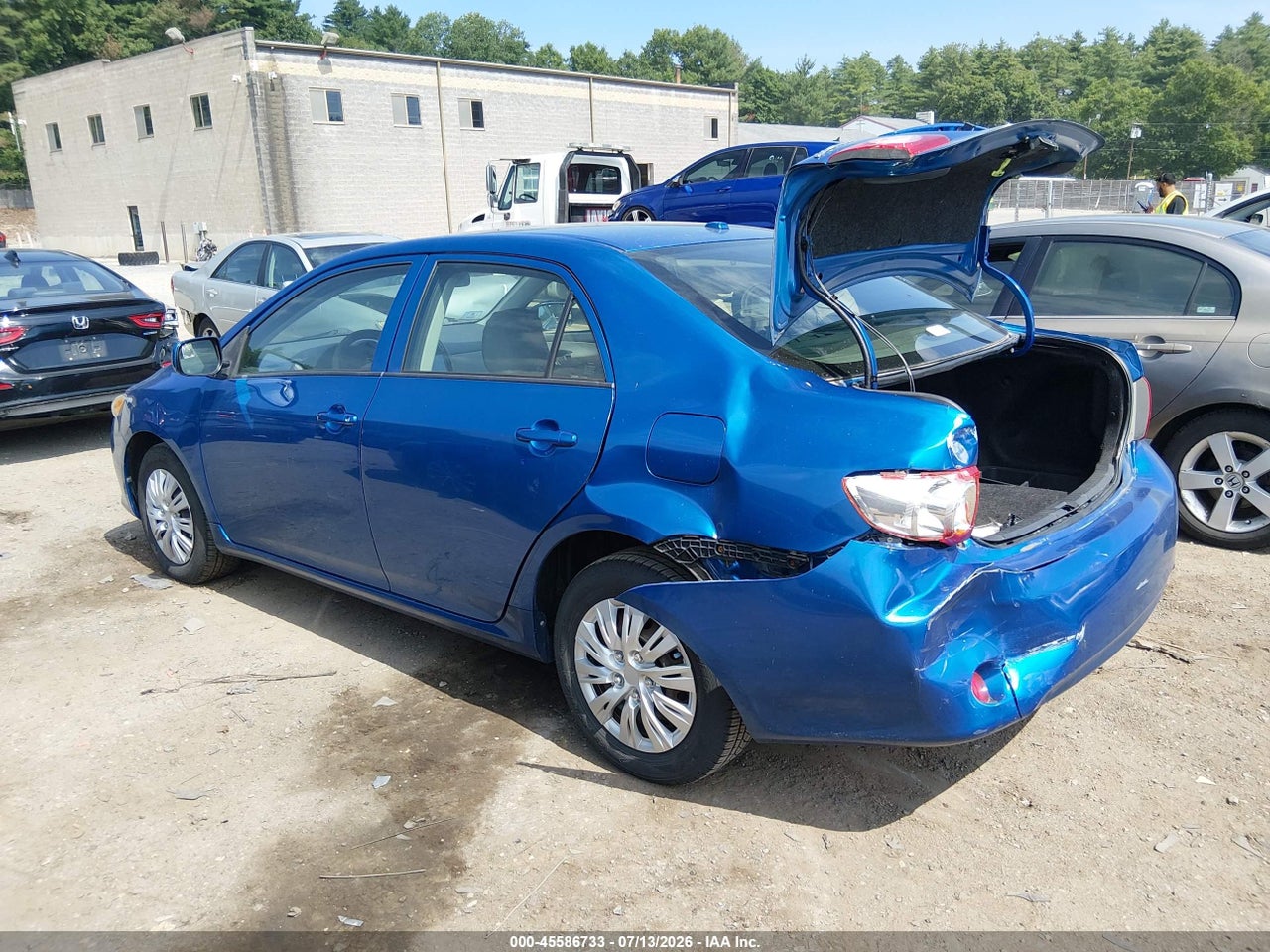 2010 TOYOTA COROLLA LE thumbnail 4