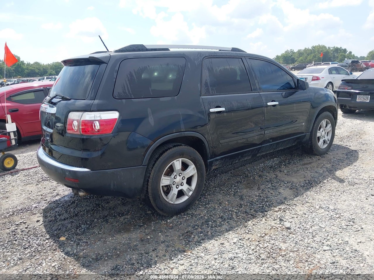 2010 GMC ACADIA SLE thumbnail 5