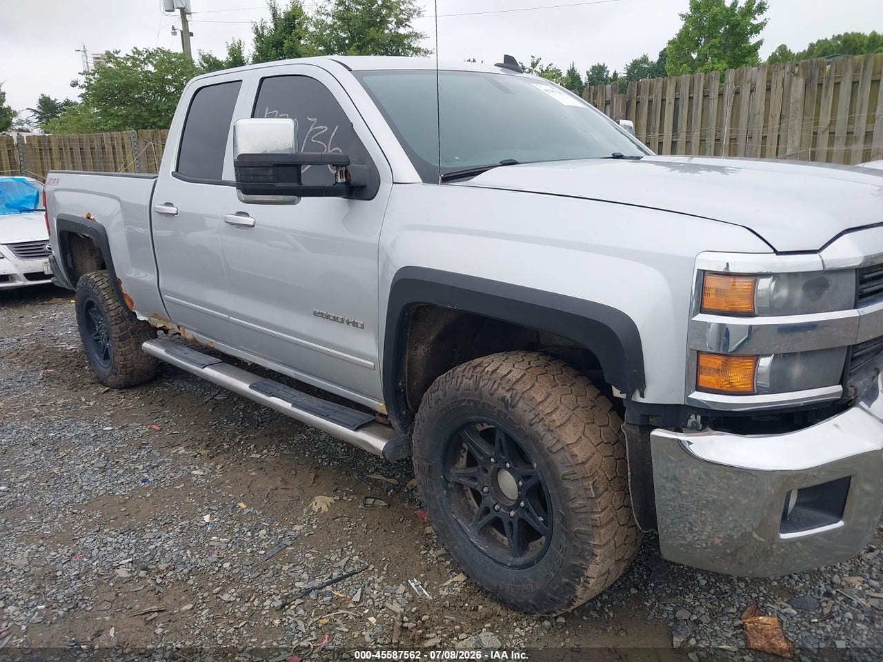 2015 CHEVROLET SILVERADO 2500HD LT thumbnail 2