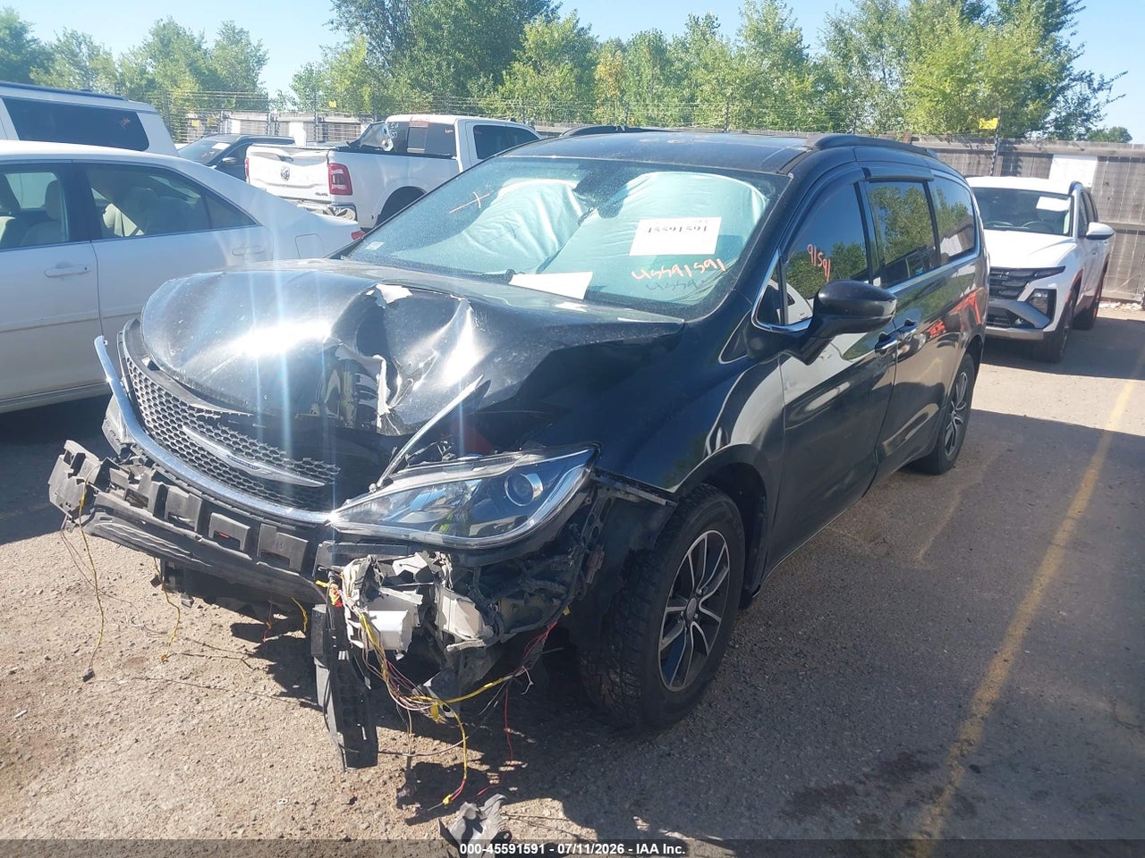 2017 CHRYSLER PACIFICA TOURING-L thumbnail 3