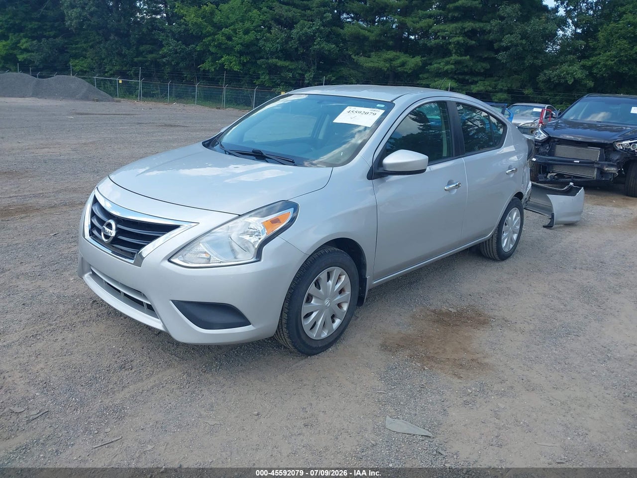 2016 NISSAN VERSA 1.6 SV thumbnail 3