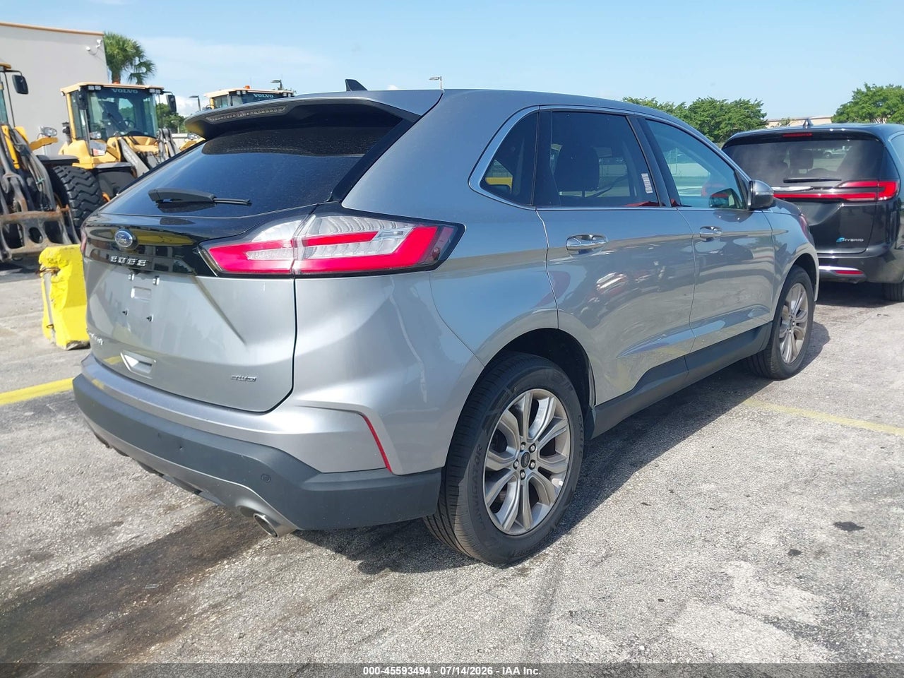 2024 FORD EDGE TITANIUM thumbnail 5