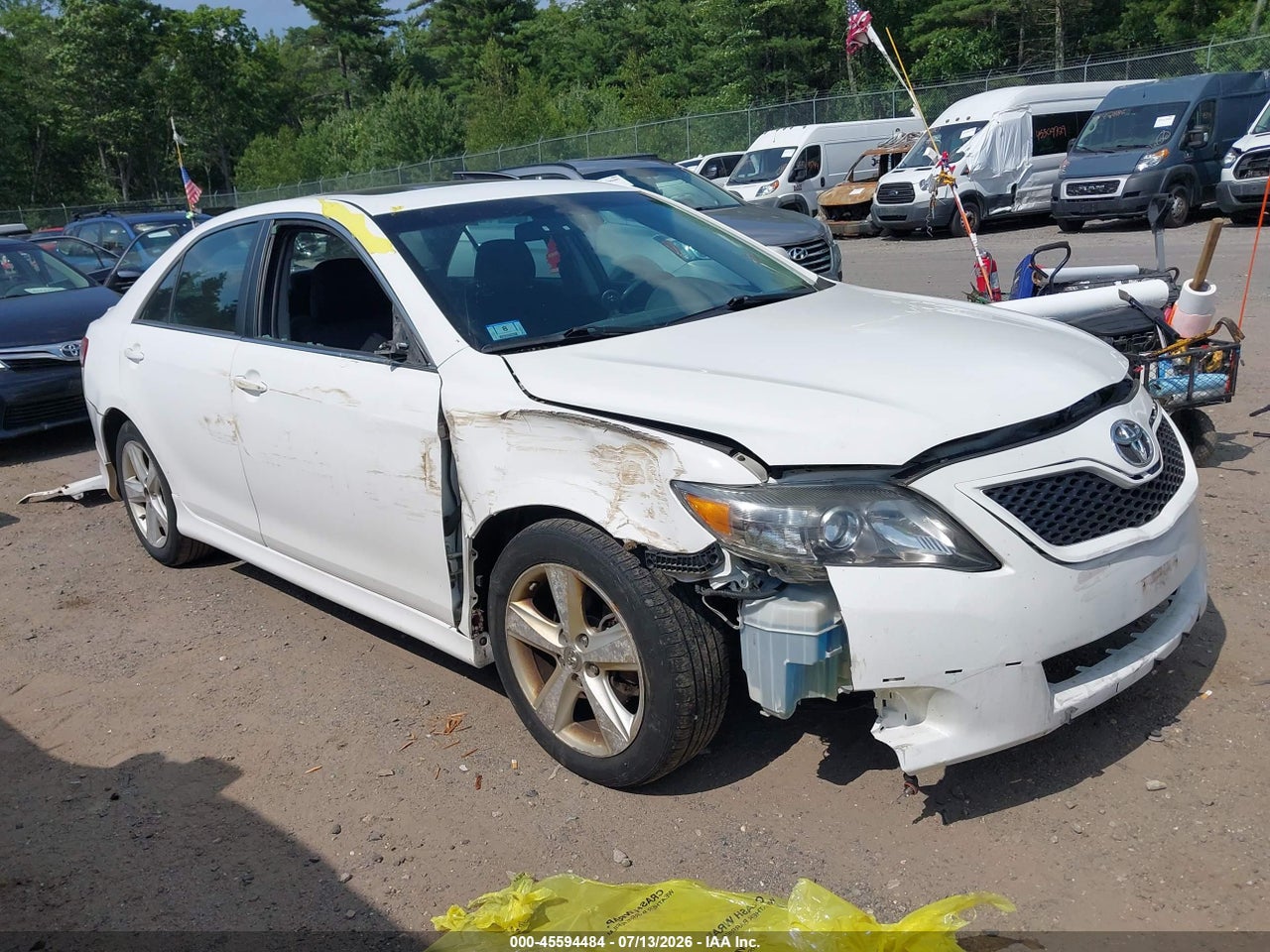 2011 TOYOTA CAMRY SE thumbnail 7