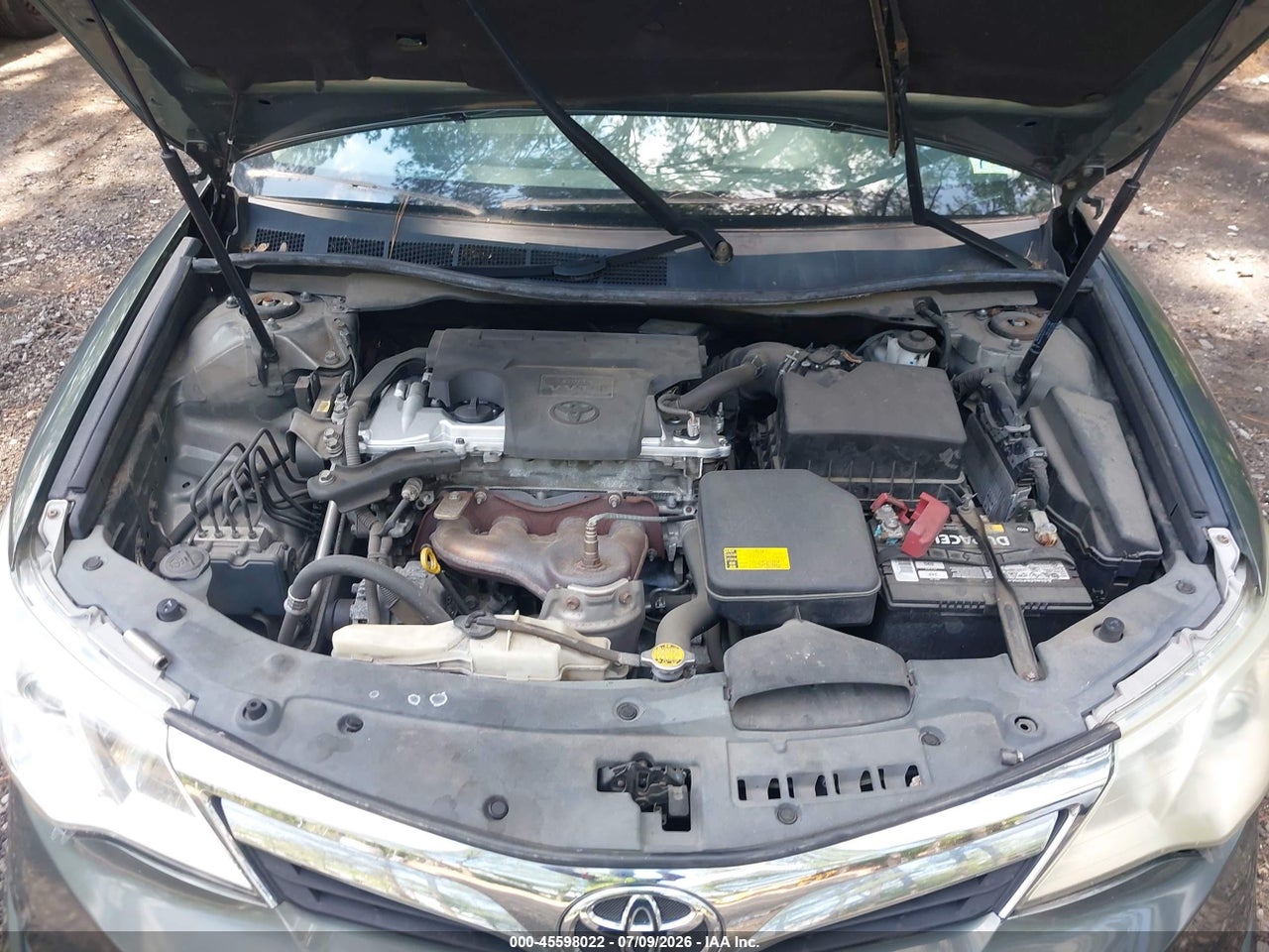 2012 TOYOTA CAMRY XLE thumbnail 11