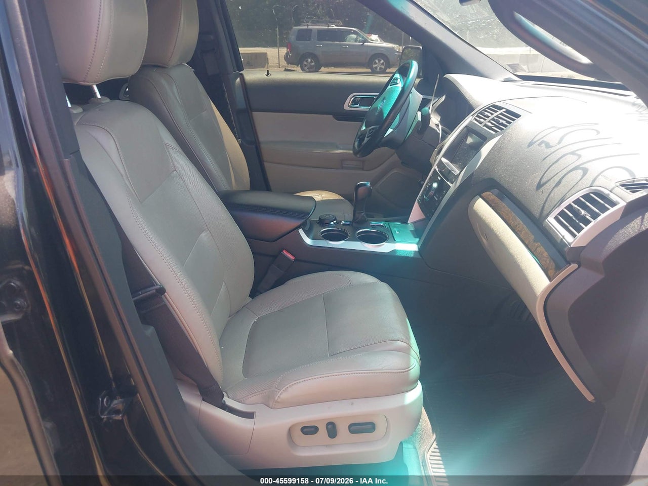 2011 FORD EXPLORER LIMITED thumbnail 6