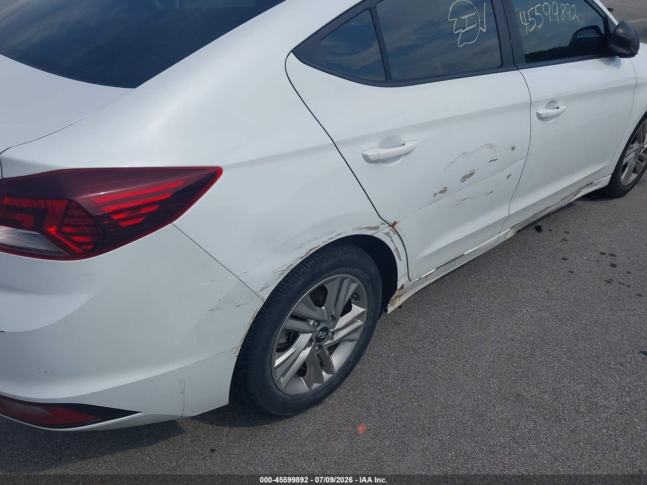 2020 HYUNDAI ELANTRA SEL thumbnail 7