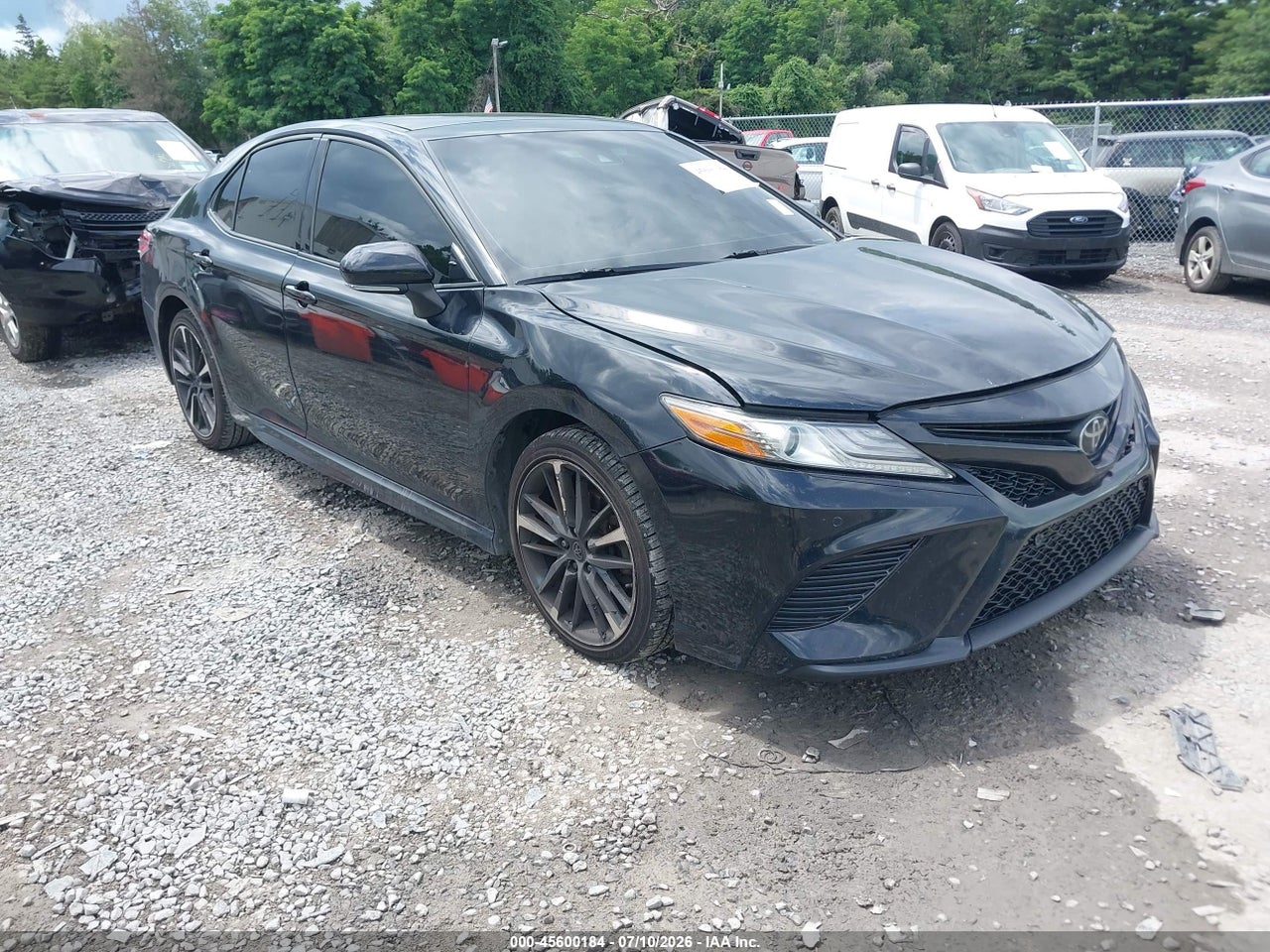 2018 TOYOTA CAMRY XSE thumbnail 2