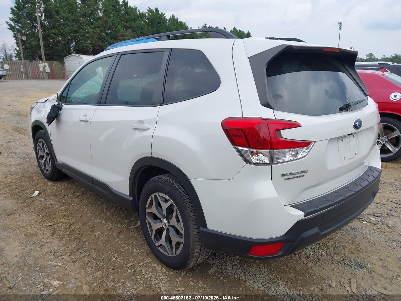 2020 SUBARU FORESTER PREMIUM thumbnail 4