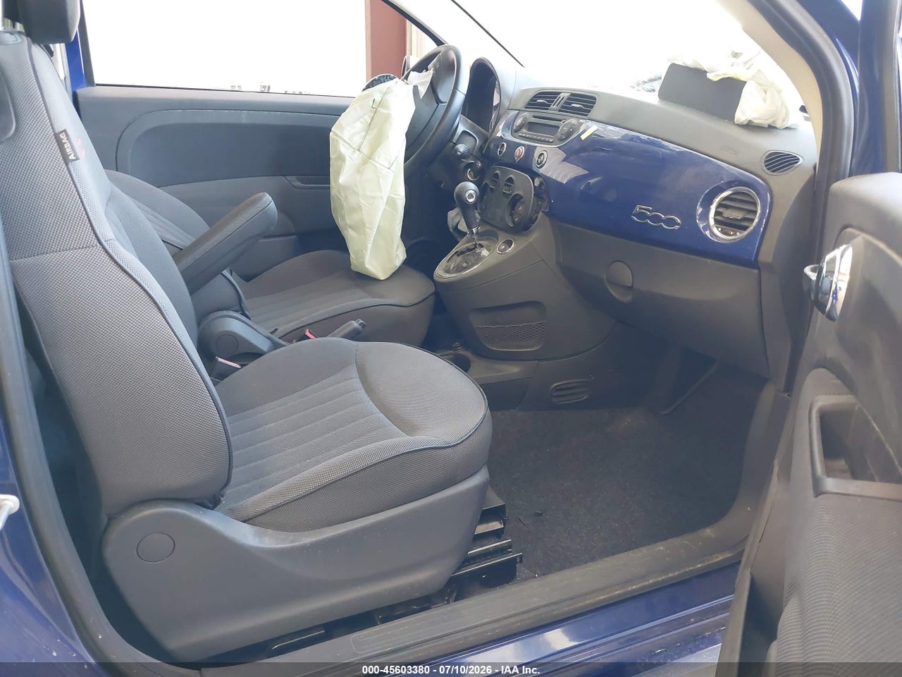 2012 FIAT 500 LOUNGE thumbnail 6