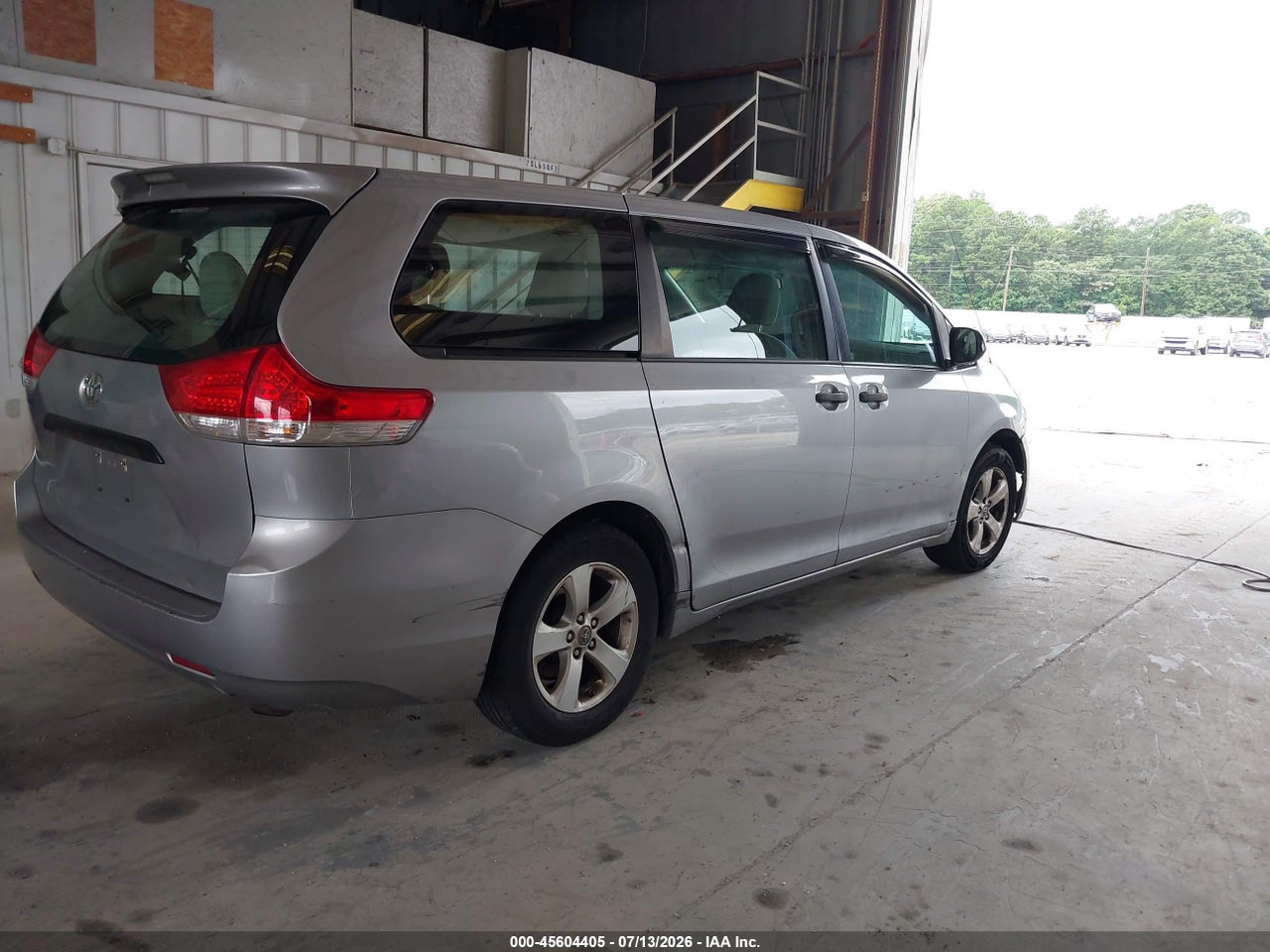 Image 4