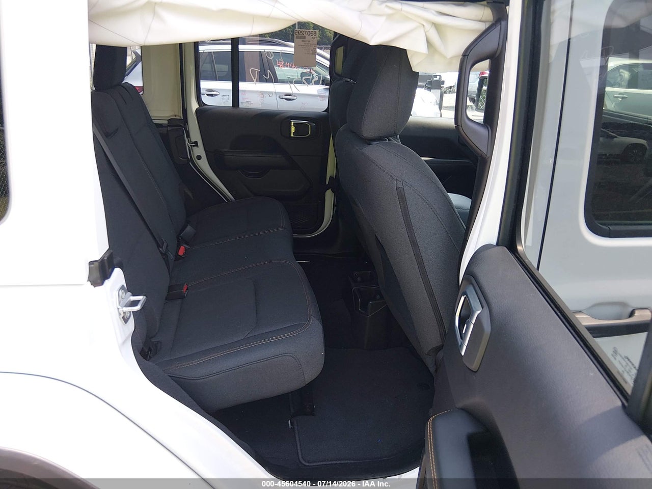 2026 JEEP WRANGLER SAHARA 4X4 thumbnail 9