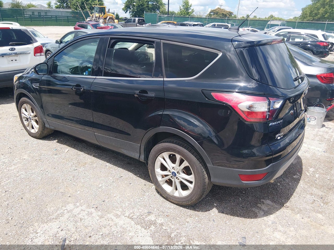 2017 FORD ESCAPE SE thumbnail 4