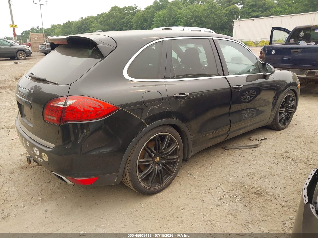 2013 PORSCHE CAYENNE S thumbnail 5