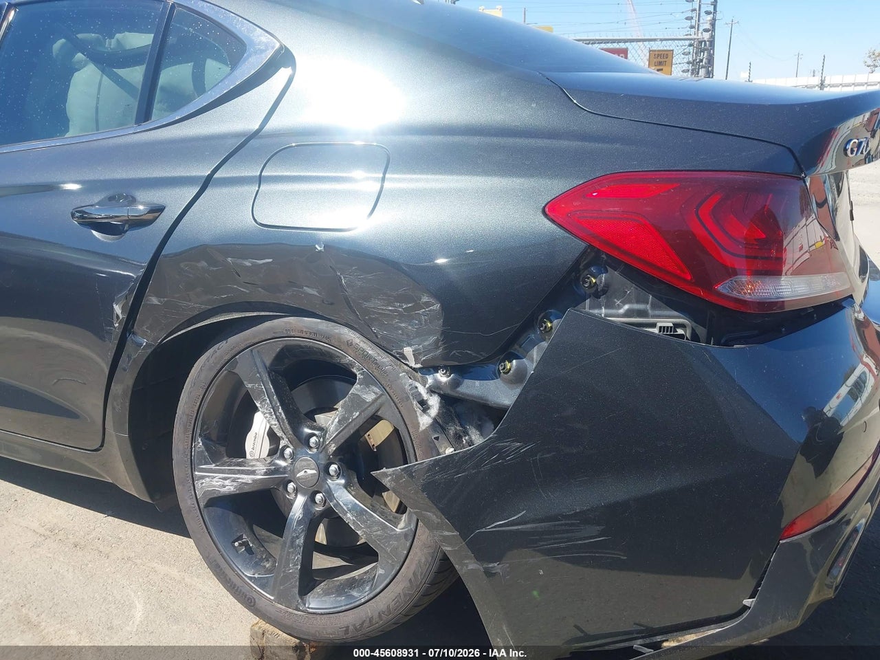 2020 GENESIS G70 3.3T RWD thumbnail 7