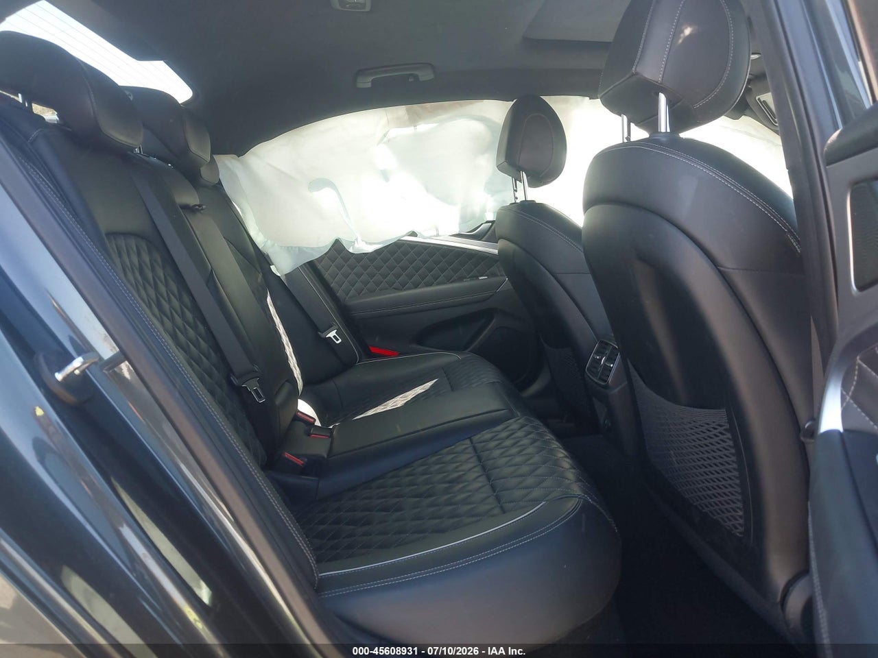 2020 GENESIS G70 3.3T RWD thumbnail 9