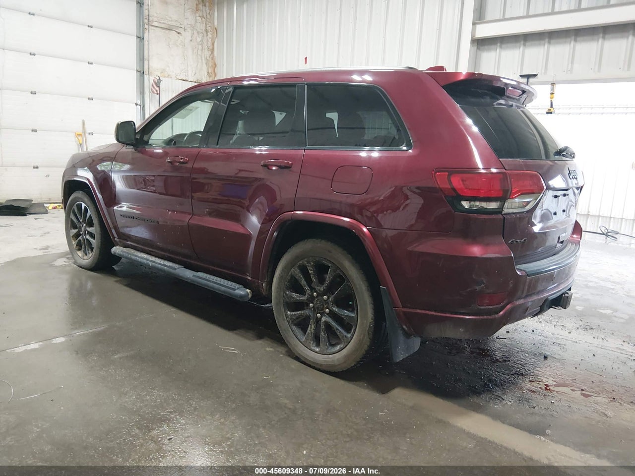 2017 JEEP GRAND CHEROKEE ALTITUDE thumbnail 4