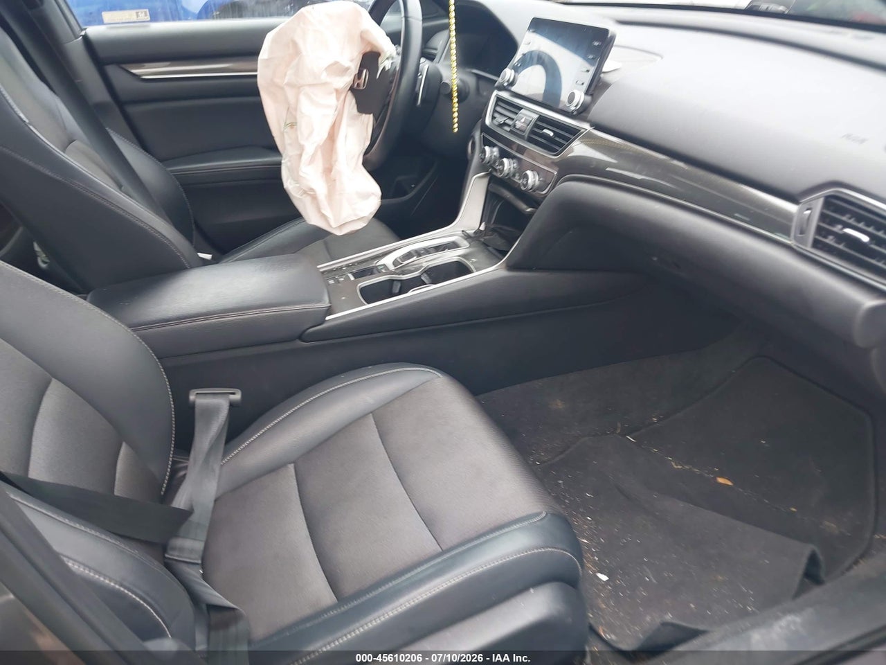 2018 HONDA ACCORD SPORT 2.0T thumbnail 6