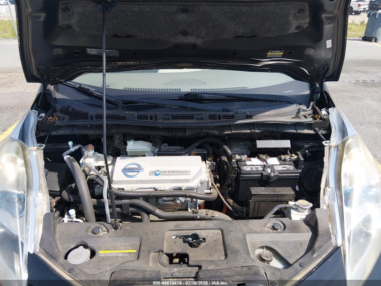 2012 NISSAN LEAF SL thumbnail 11