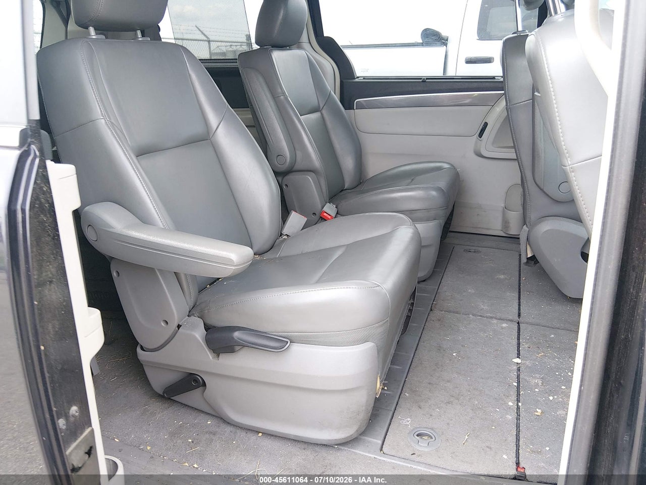 2010 VOLKSWAGEN ROUTAN SE thumbnail 9