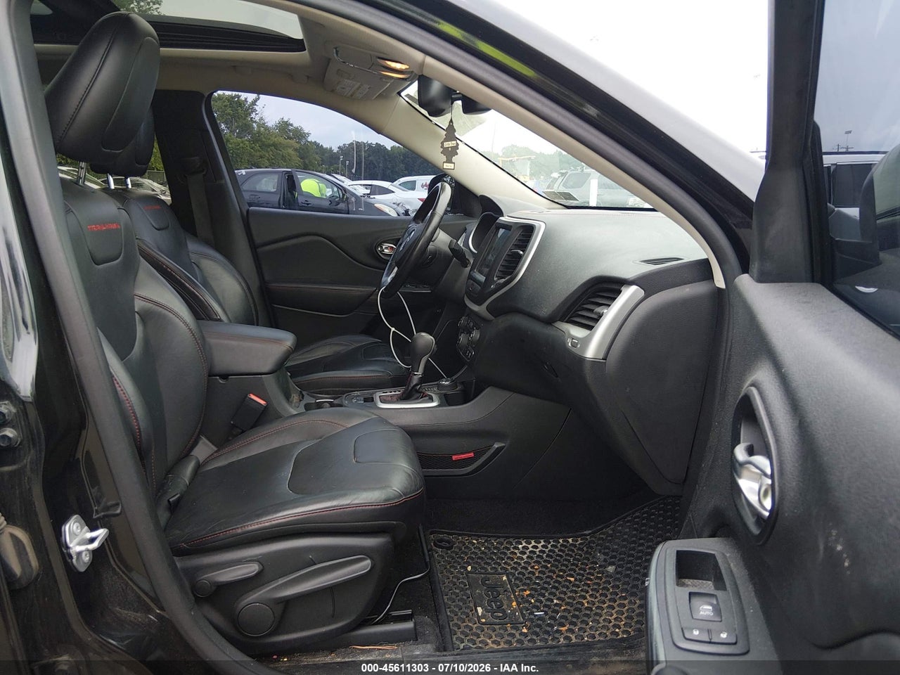 2016 JEEP CHEROKEE TRAILHAWK thumbnail 6