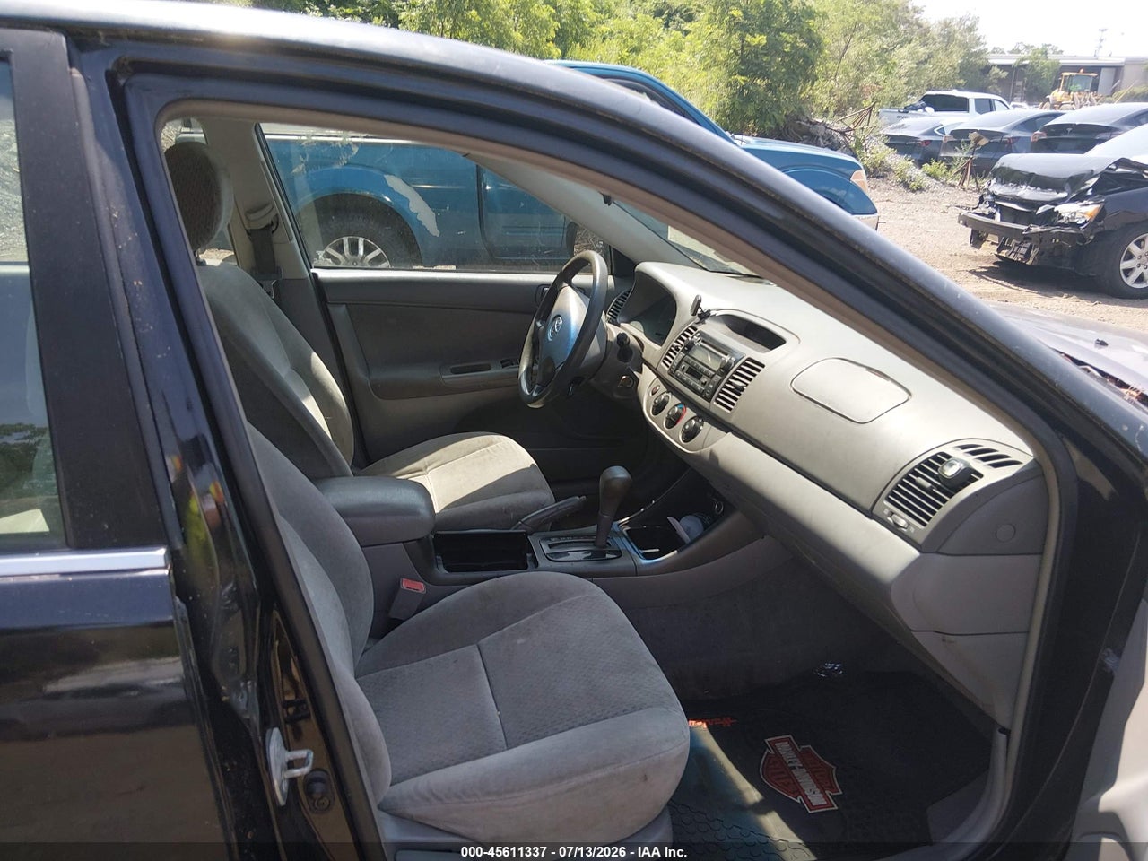 2003 TOYOTA CAMRY LE thumbnail 6