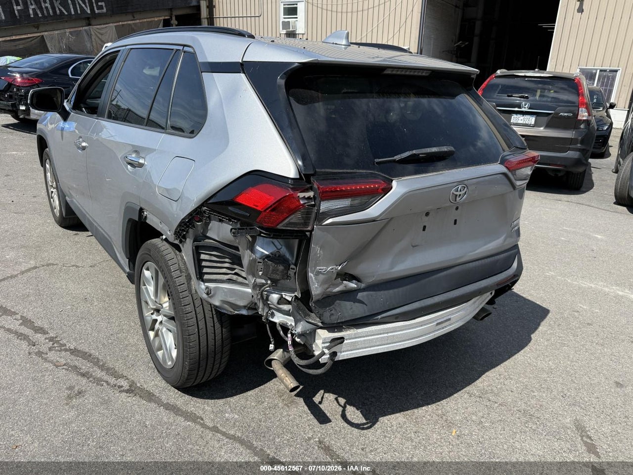 2019 TOYOTA RAV4 LIMITED thumbnail 4