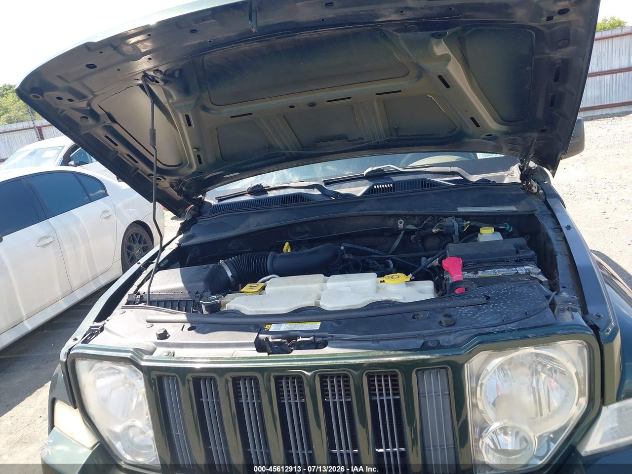 2011 JEEP LIBERTY SPORT thumbnail 11