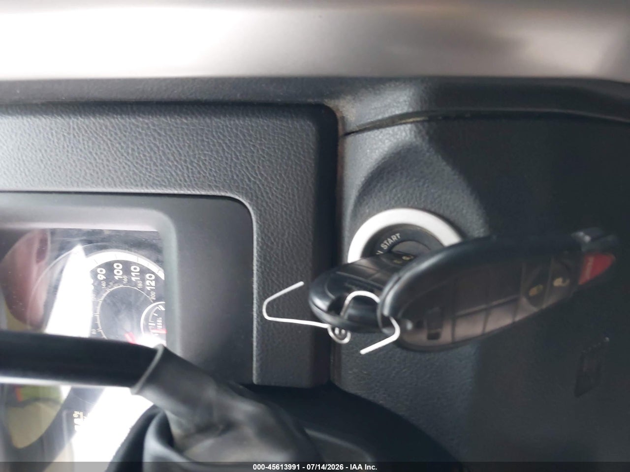 2016 RAM 3500 SLT thumbnail 12