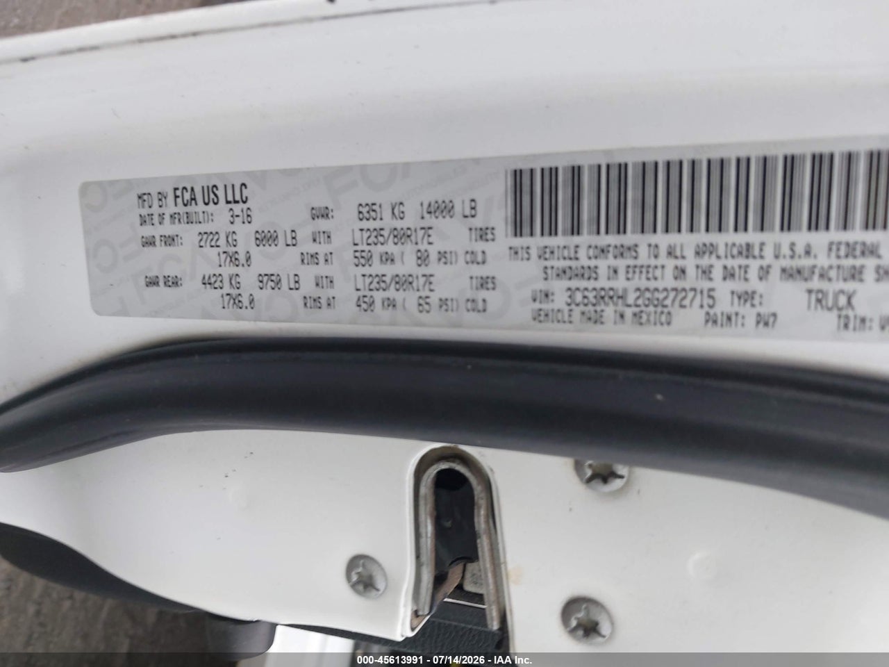 2016 RAM 3500 SLT thumbnail 10