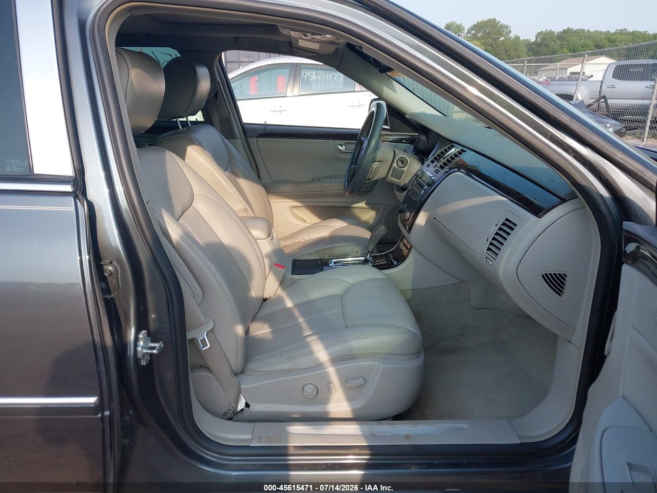 2010 CADILLAC DTS 1SC · 5/12