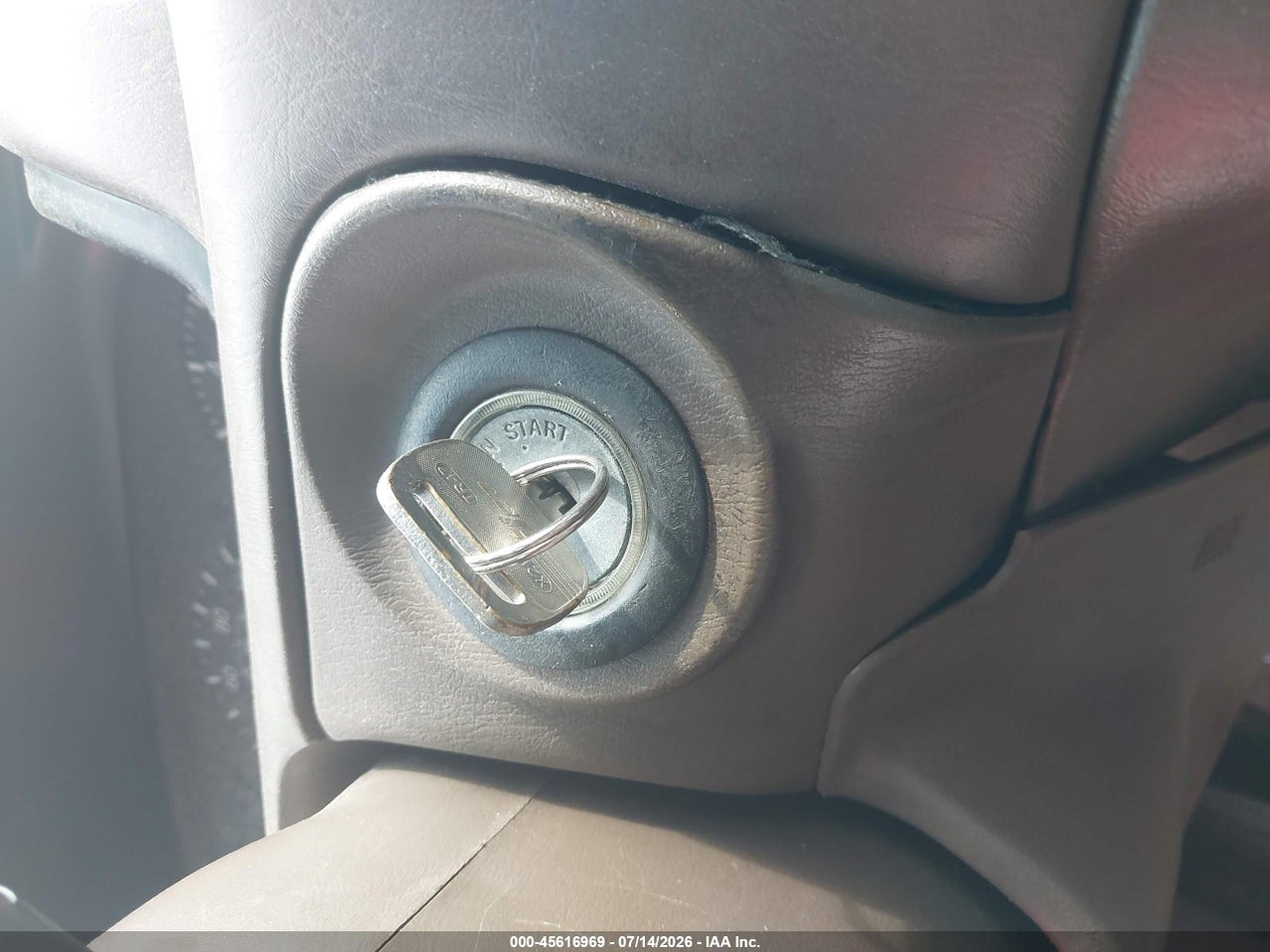 1999 TOYOTA CAMRY LE thumbnail 12