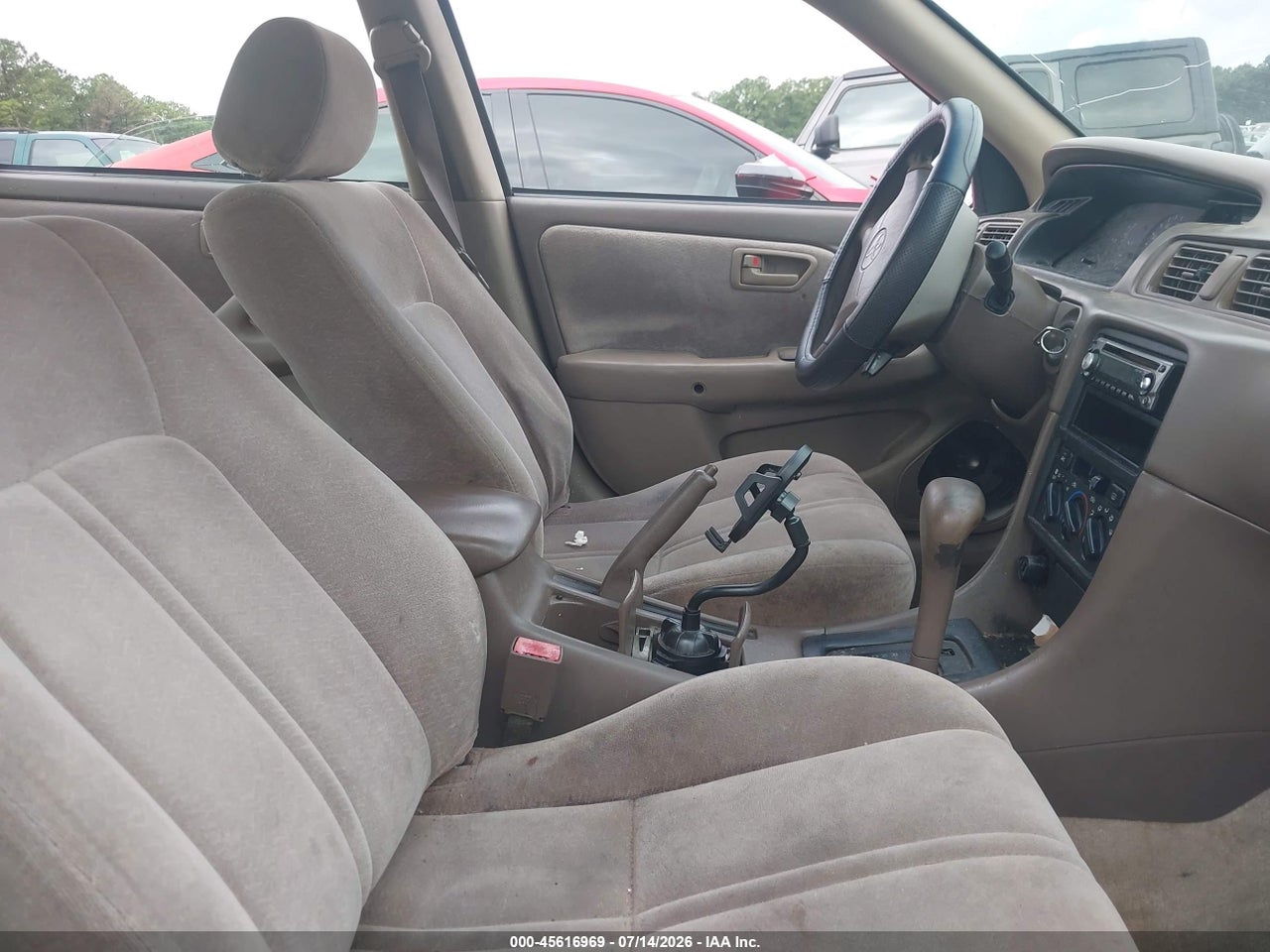 1999 TOYOTA CAMRY LE thumbnail 6