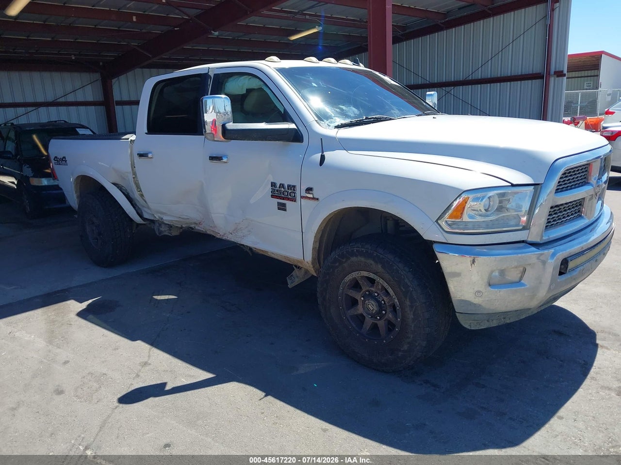 3C6UR5FL9HG****** · 2017 RAM 2500 LARAMIE  4X4 6'4 BOX