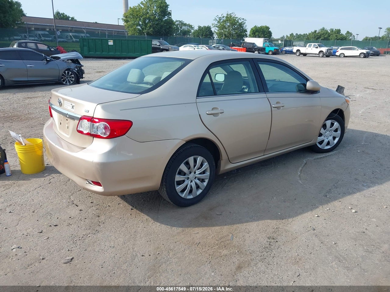 2013 TOYOTA COROLLA LE thumbnail 5