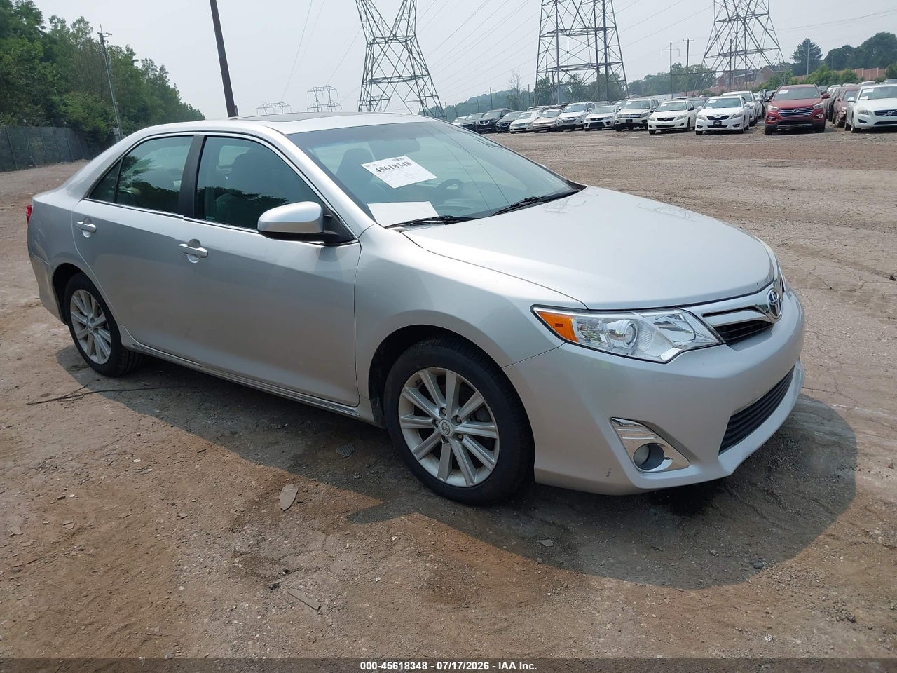 2012 TOYOTA CAMRY XLE thumbnail 2