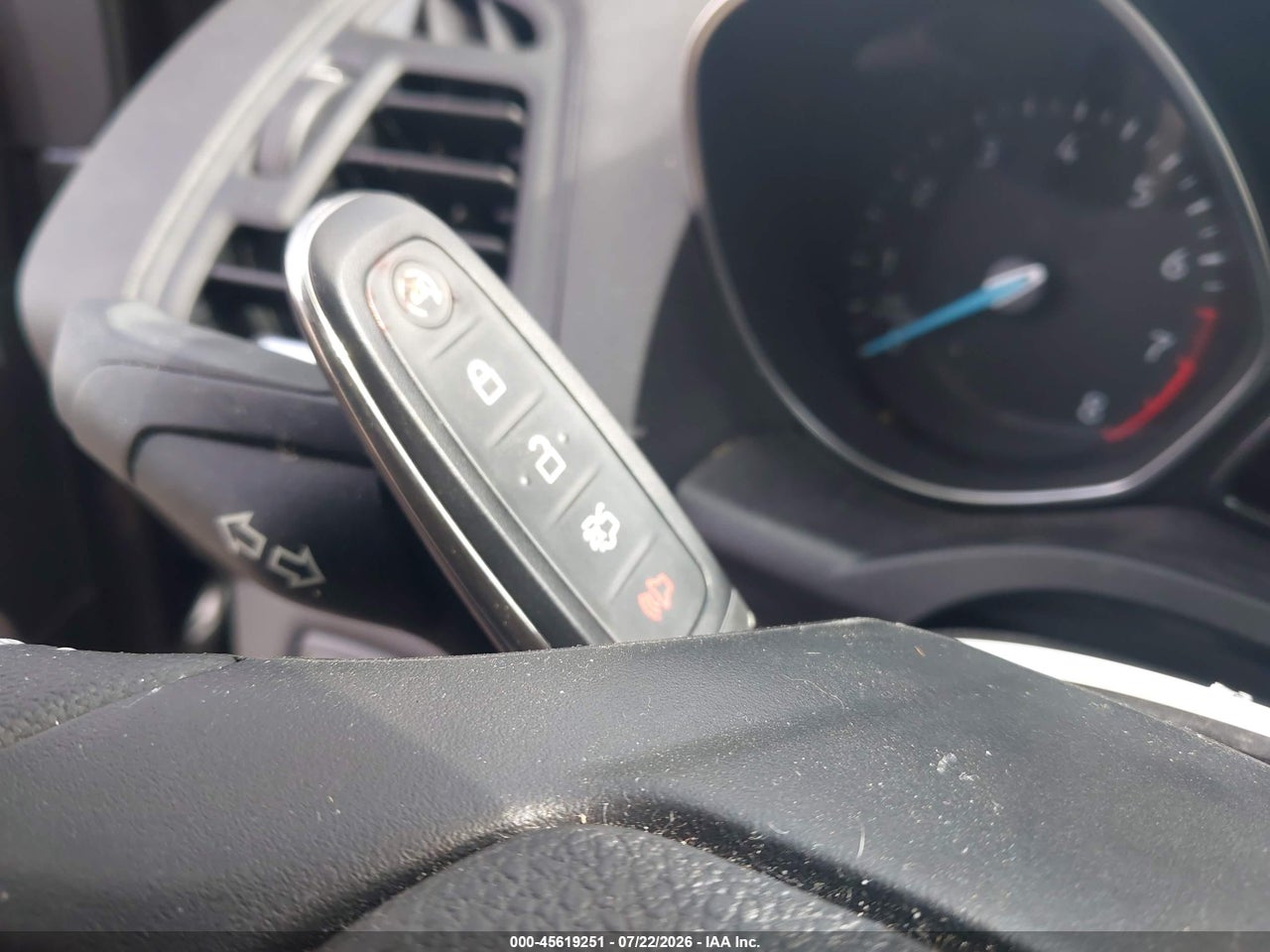 2019 FORD ESCAPE SEL thumbnail 12