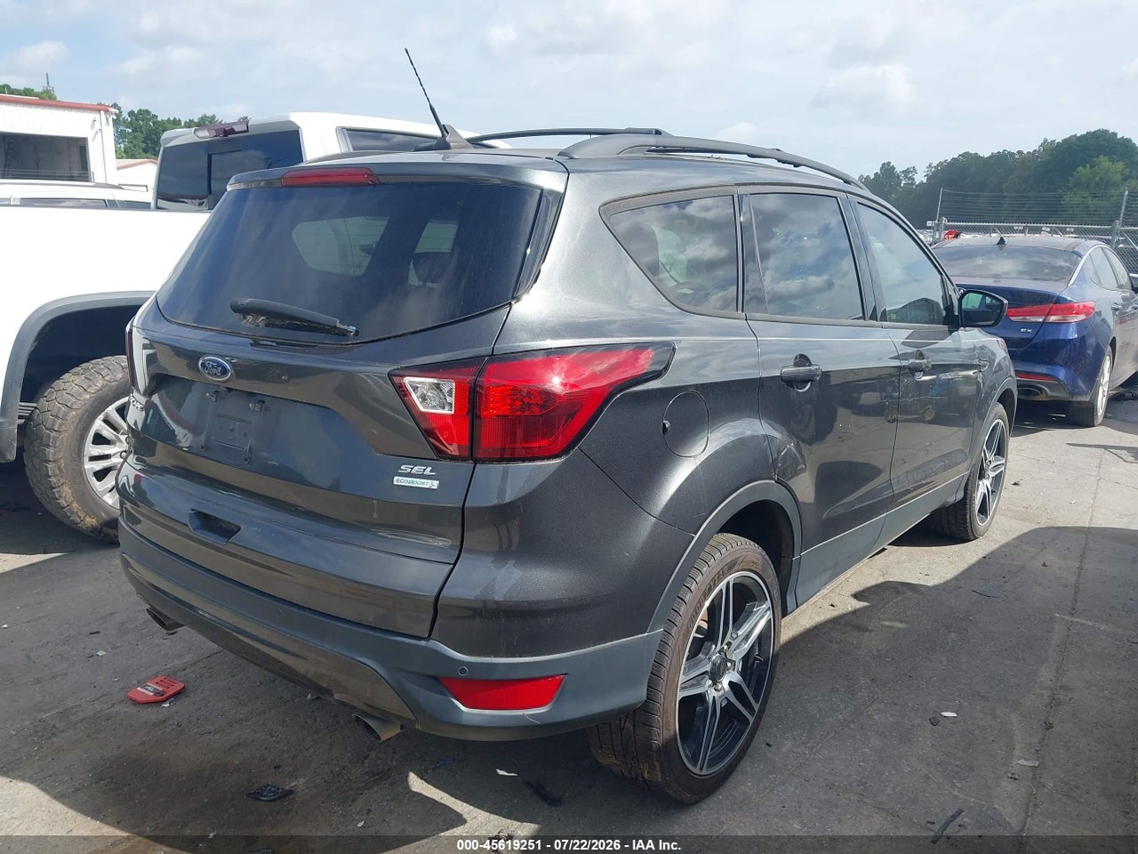 2019 FORD ESCAPE SEL thumbnail 5