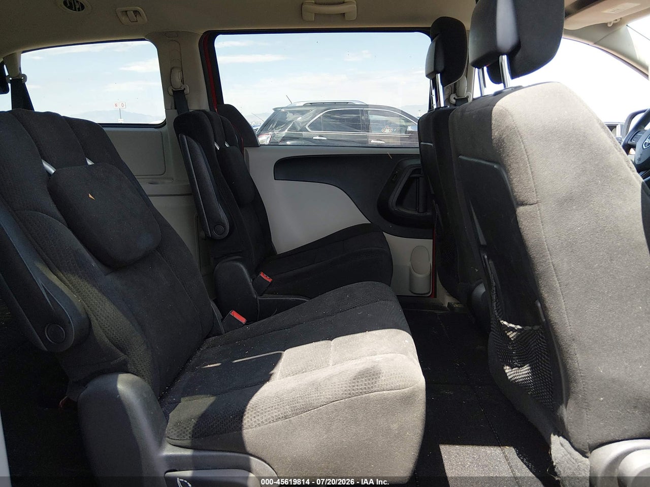 2012 DODGE GRAND CARAVAN SXT thumbnail 9