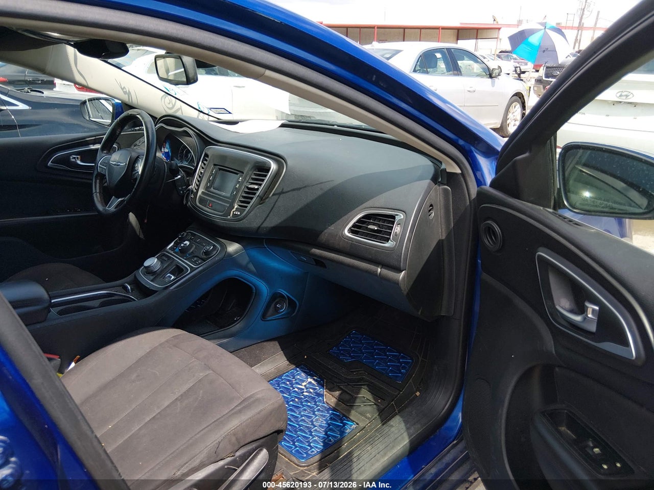 2015 CHRYSLER 200 LIMITED thumbnail 6