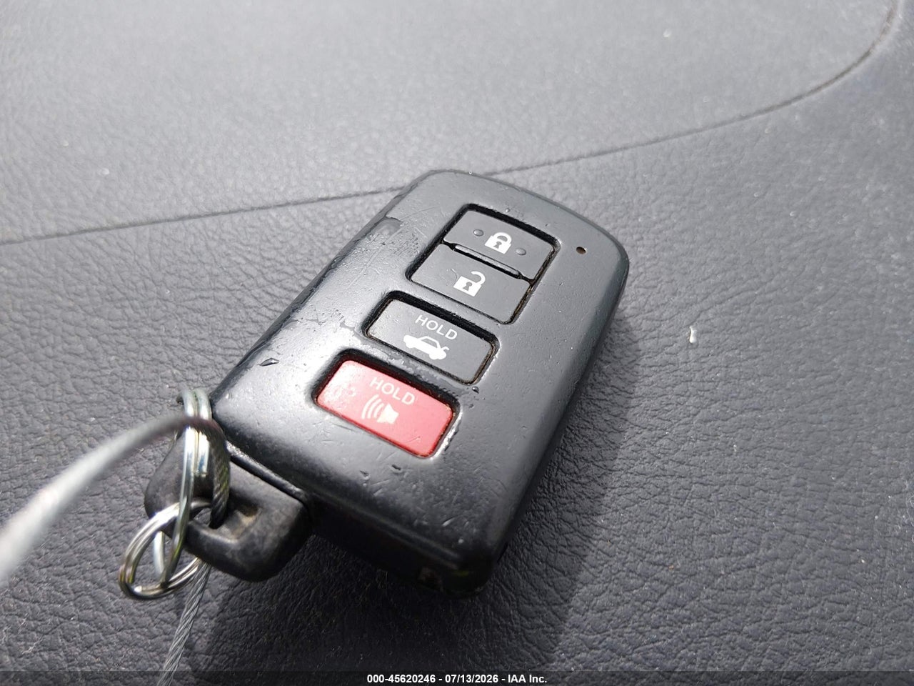 2012 TOYOTA CAMRY XLE V6 thumbnail 12