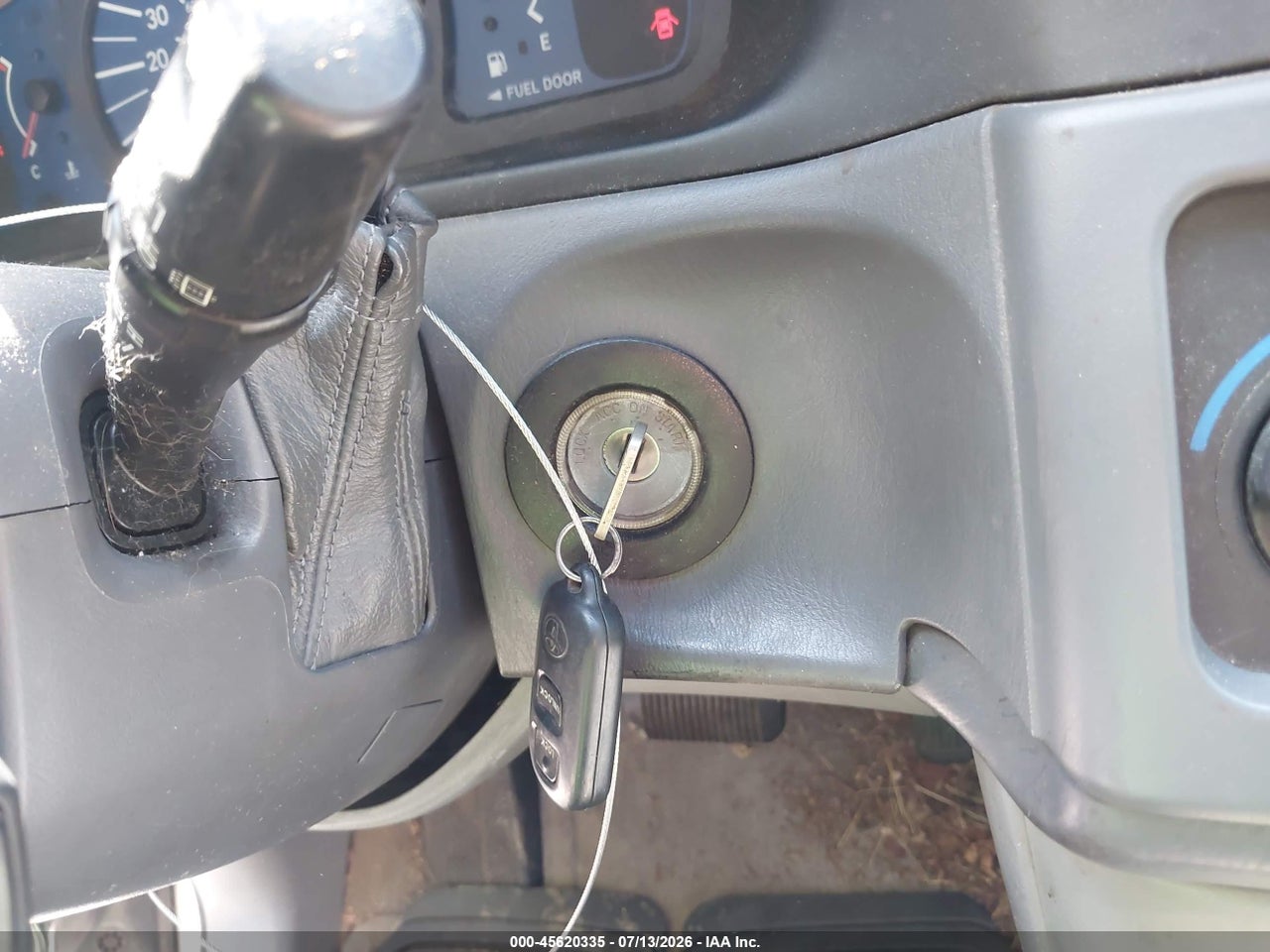 2002 TOYOTA SIENNA CE thumbnail 12