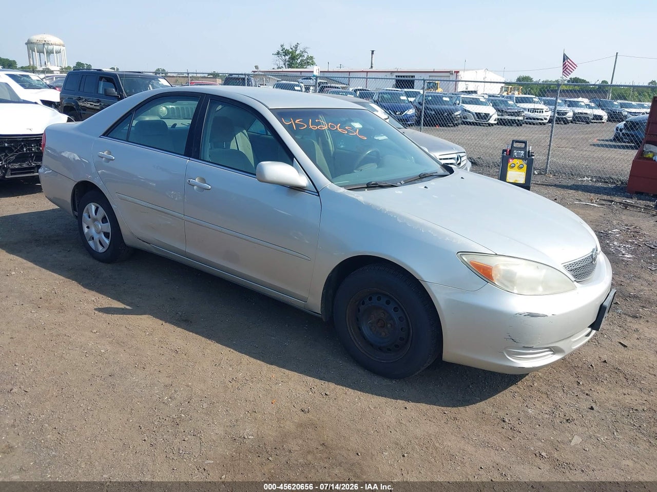 2003 TOYOTA CAMRY LE thumbnail 2