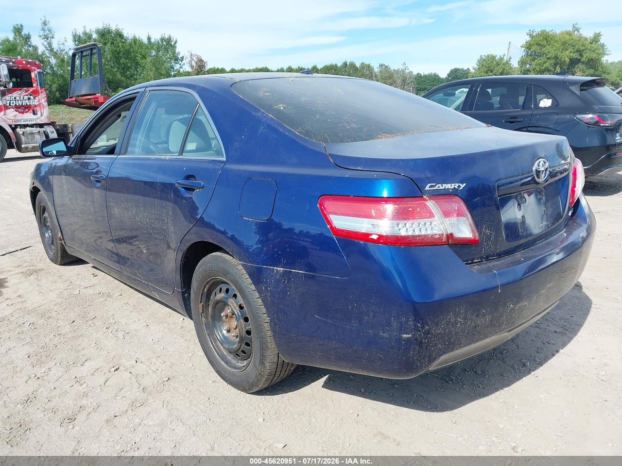 2010 TOYOTA CAMRY LE thumbnail 4