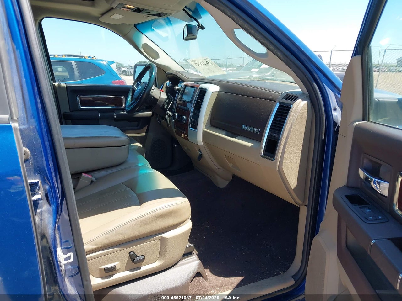 2010 DODGE RAM 1500 LARAMIE thumbnail 6