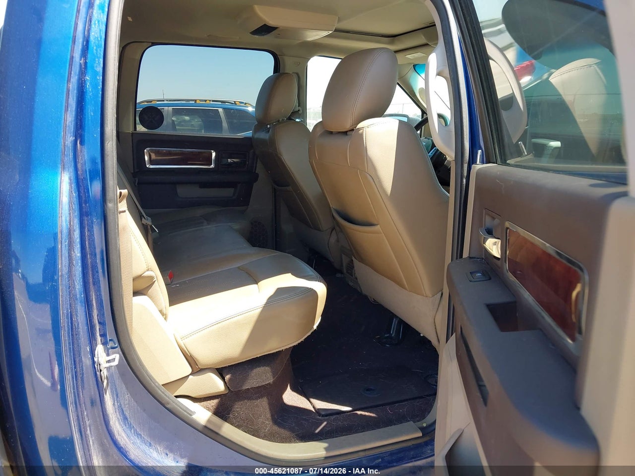2010 DODGE RAM 1500 LARAMIE thumbnail 9